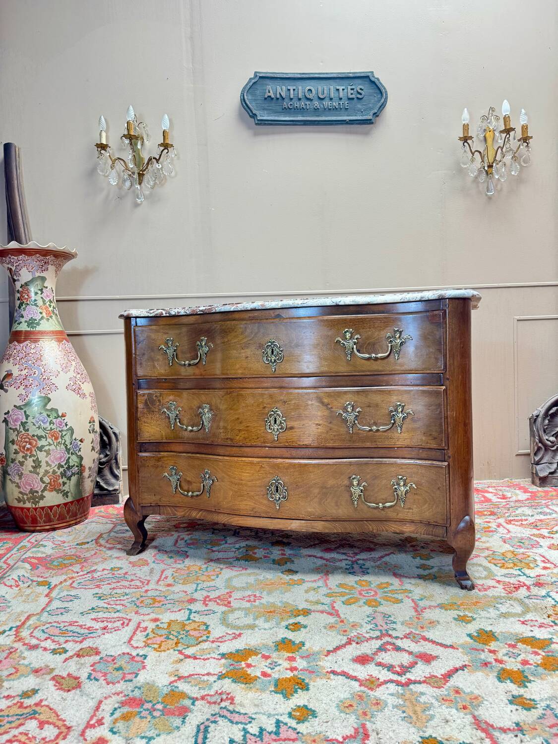 Mahogany chest of drawers, Louis XV period, 18th century