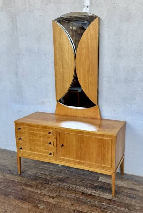 Vintage light wood dressing table and toilet sideboard
