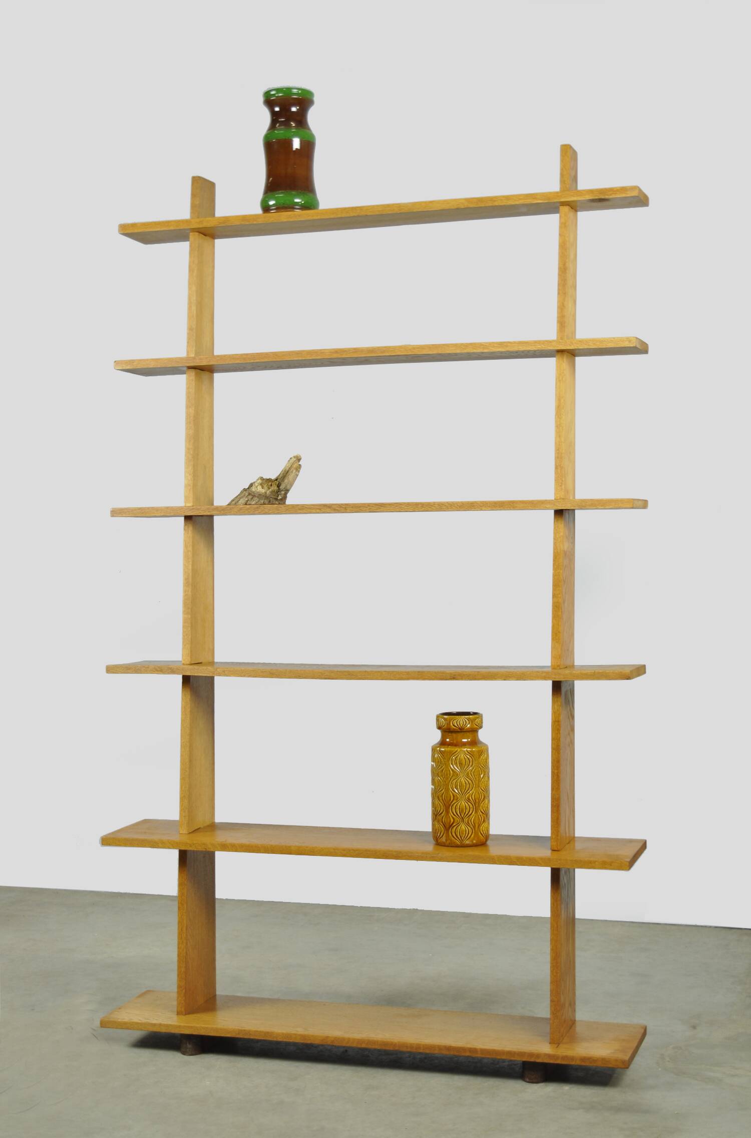 Handcrafted oak bookcase, 1970s