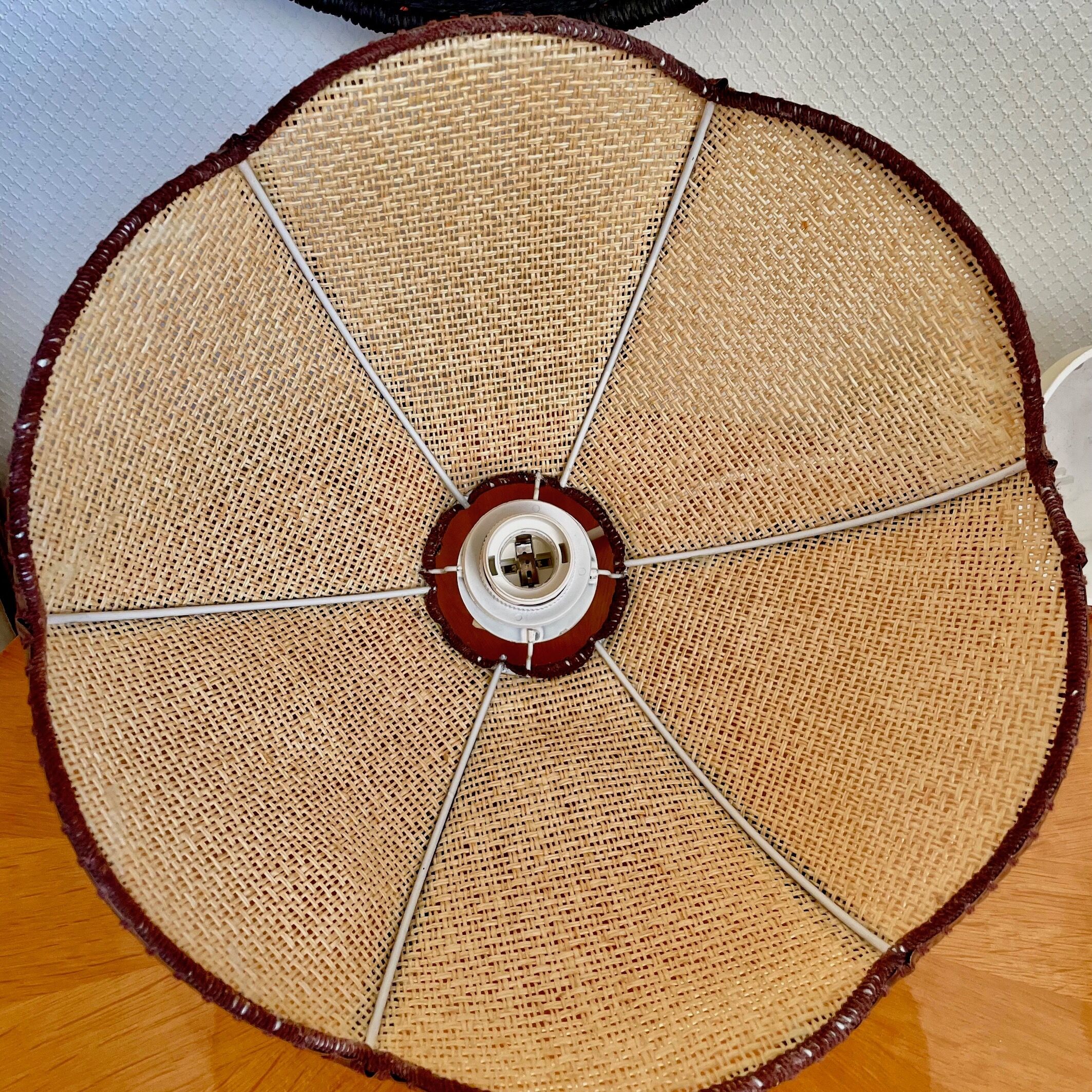 Suspension en rotin vintage forme fleur