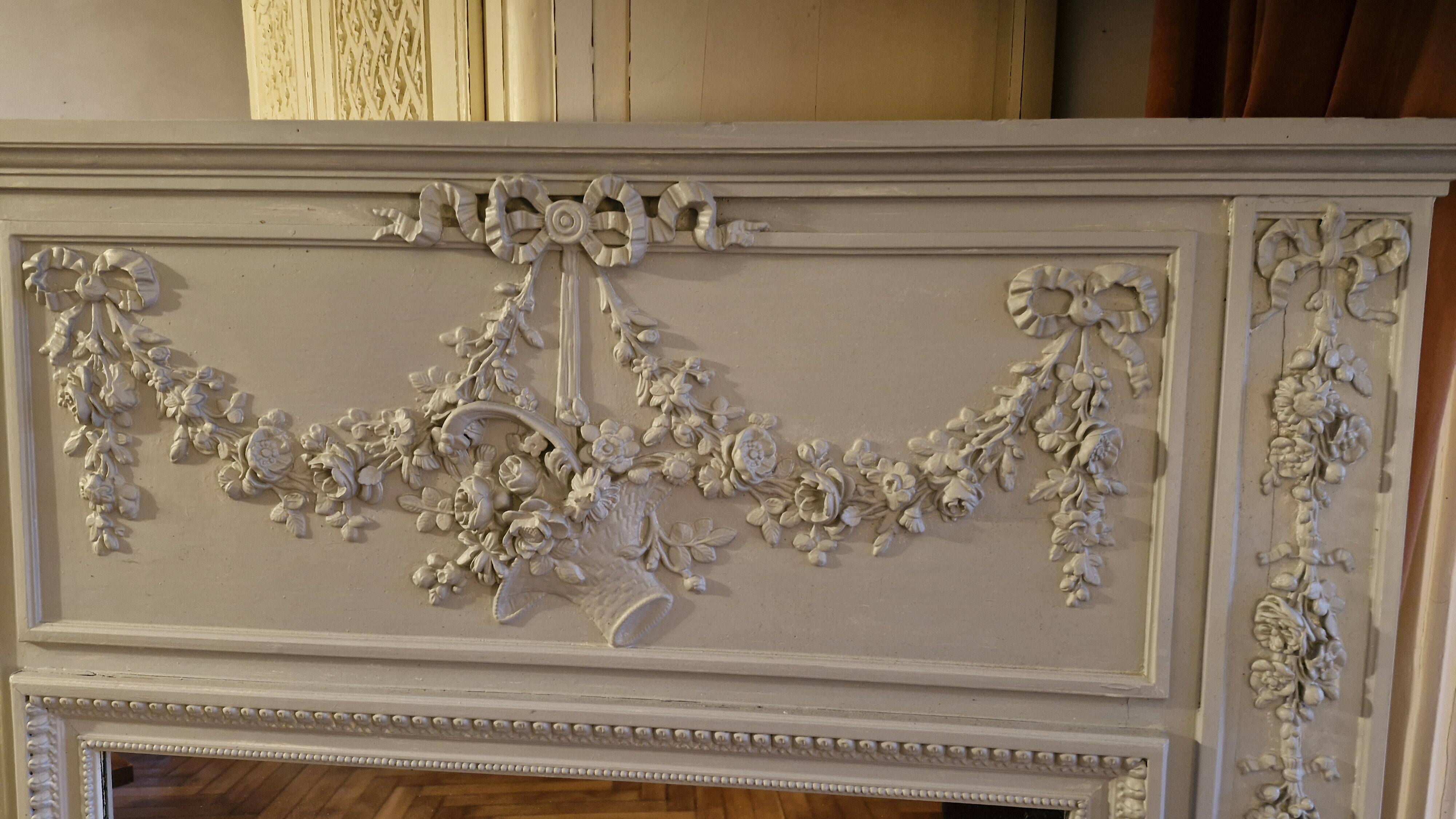 Trumeau de style Louis XVI