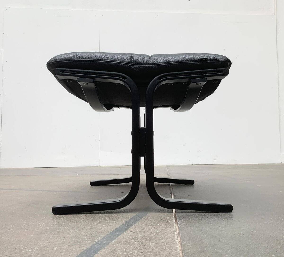 Norwegian Siesta Lounge Ottoman Chair by Ingmar Relling for Rybo