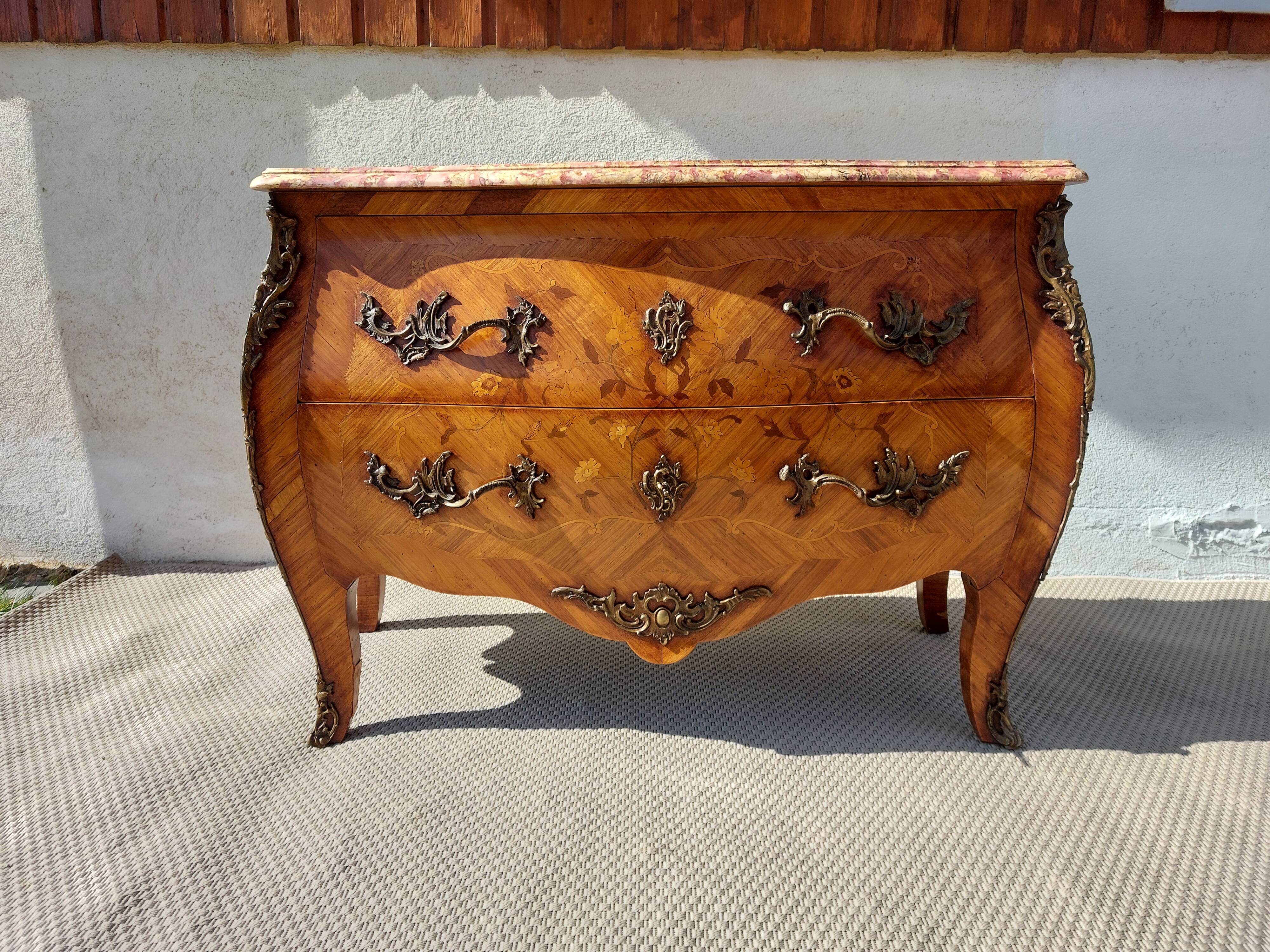 Louis XV style commode, inlaid with rosewood, marble top.