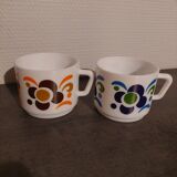 Tasses arcopal à fleurs