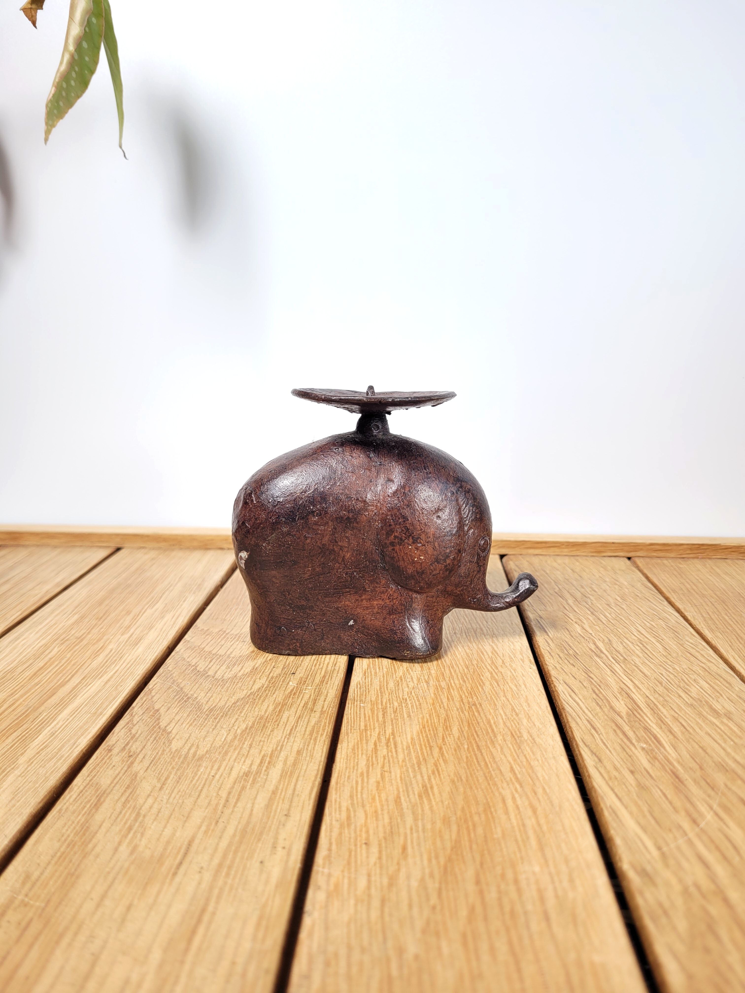 Elephant candle holder patinated metal