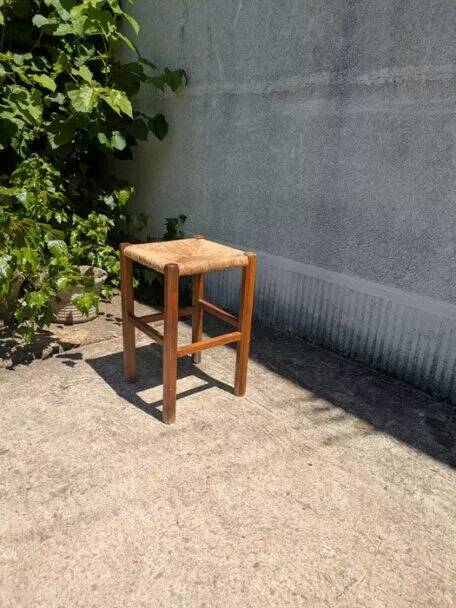 Straw stool