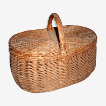 Chestnut 1940' picnic basket