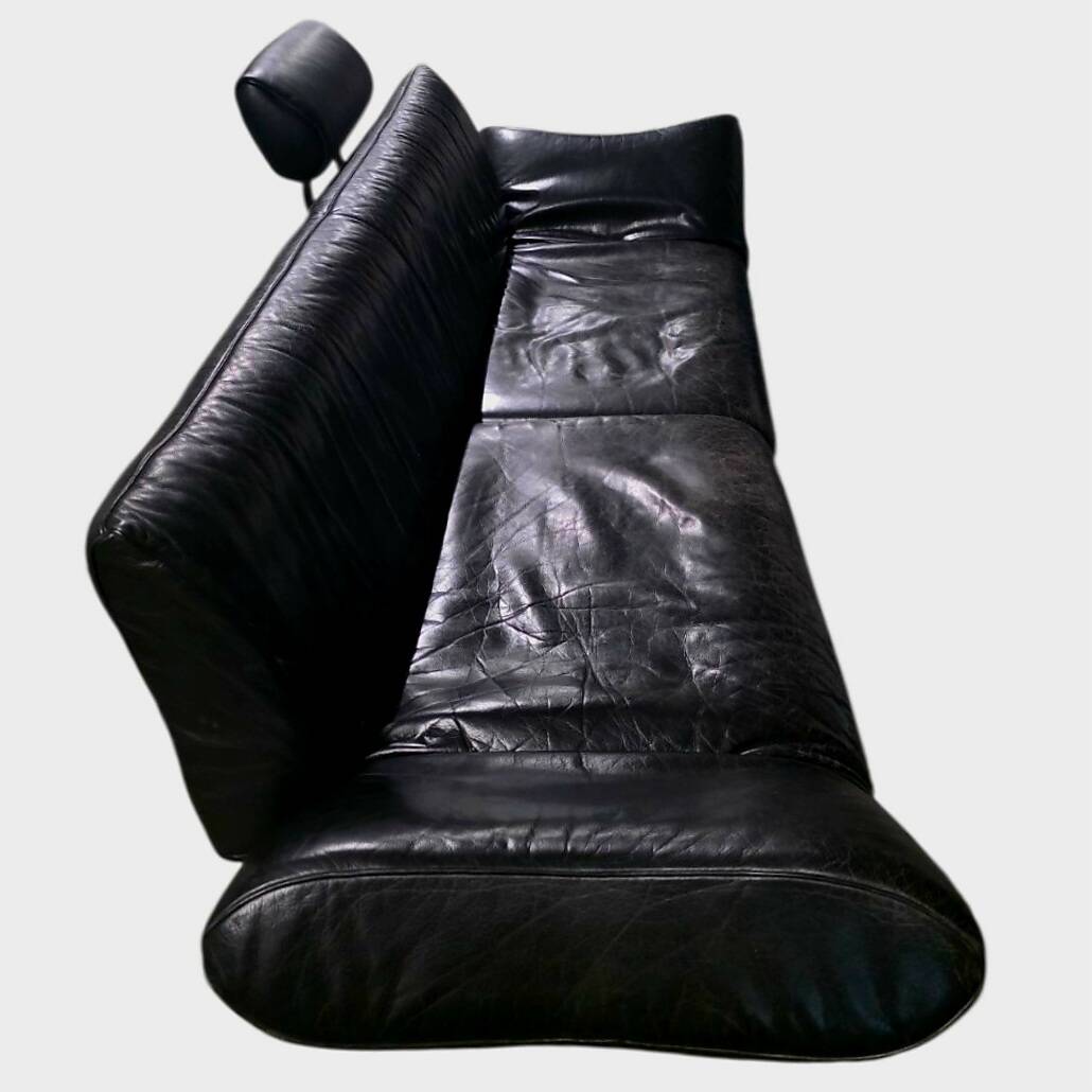 Iconic Sede DS-140 Sofa (Black) – Circa 1980