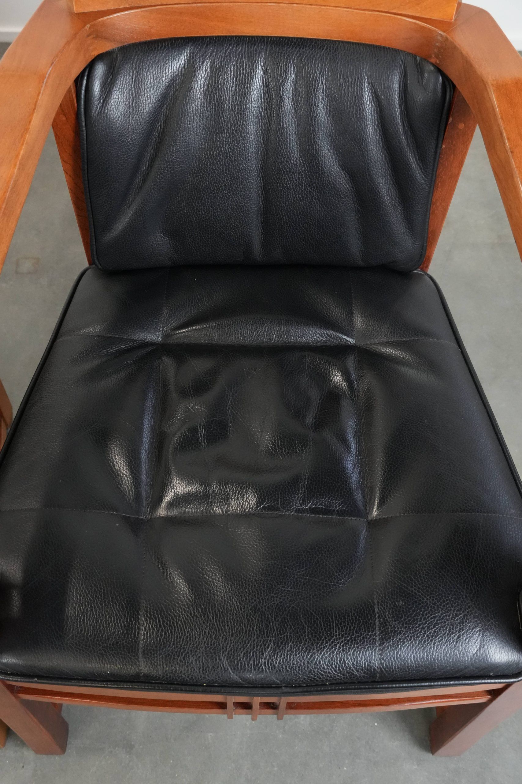 Set of 4 luxury black leather Art Deco dining chairs with armrests