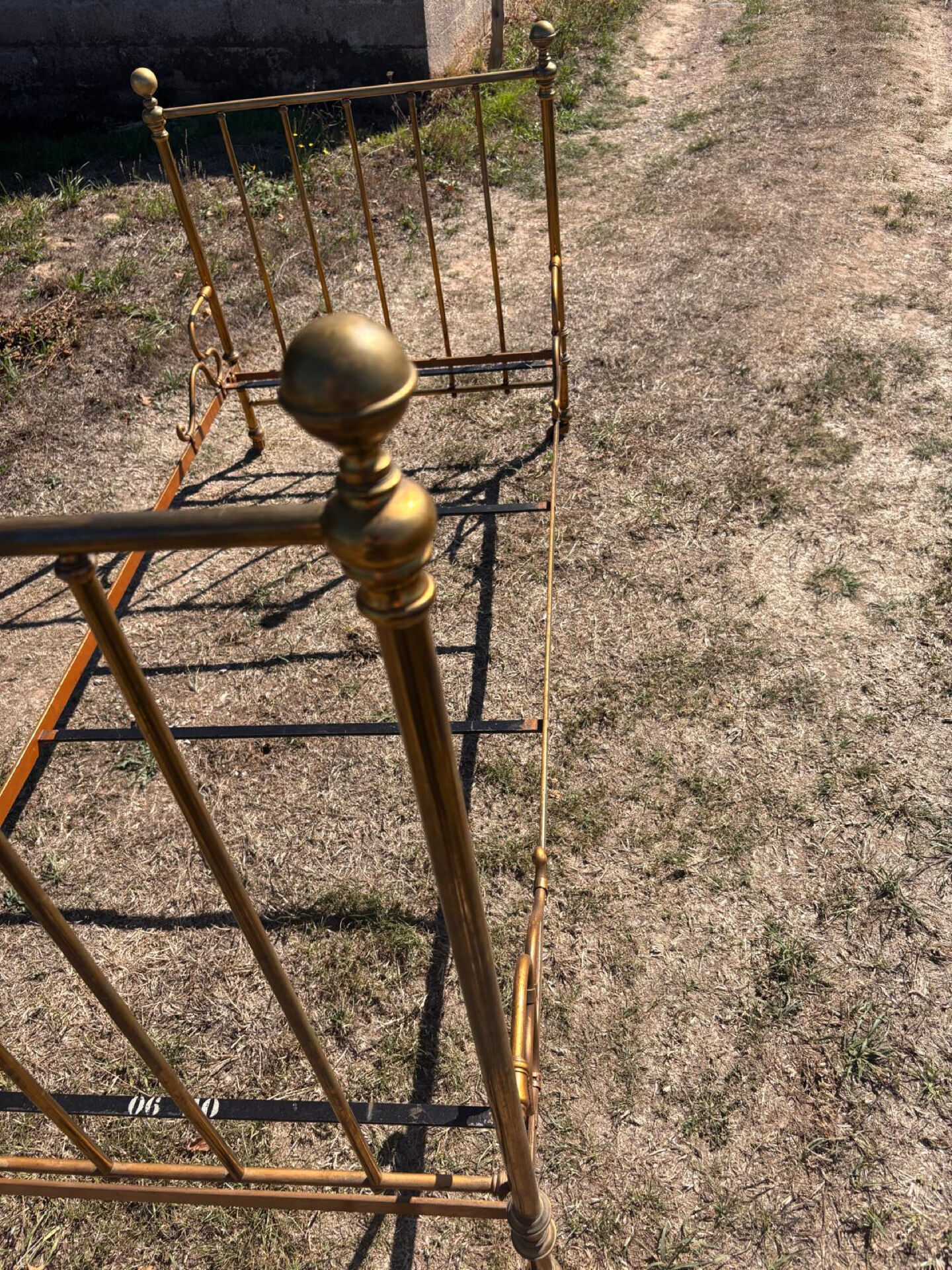 Antique brass bed with bars – Napoleon III style