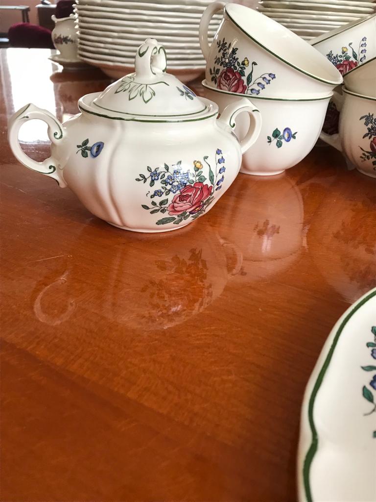 Service 85 pieces crockery Villeroy and Boch Vieux Strasbourg floral decoration