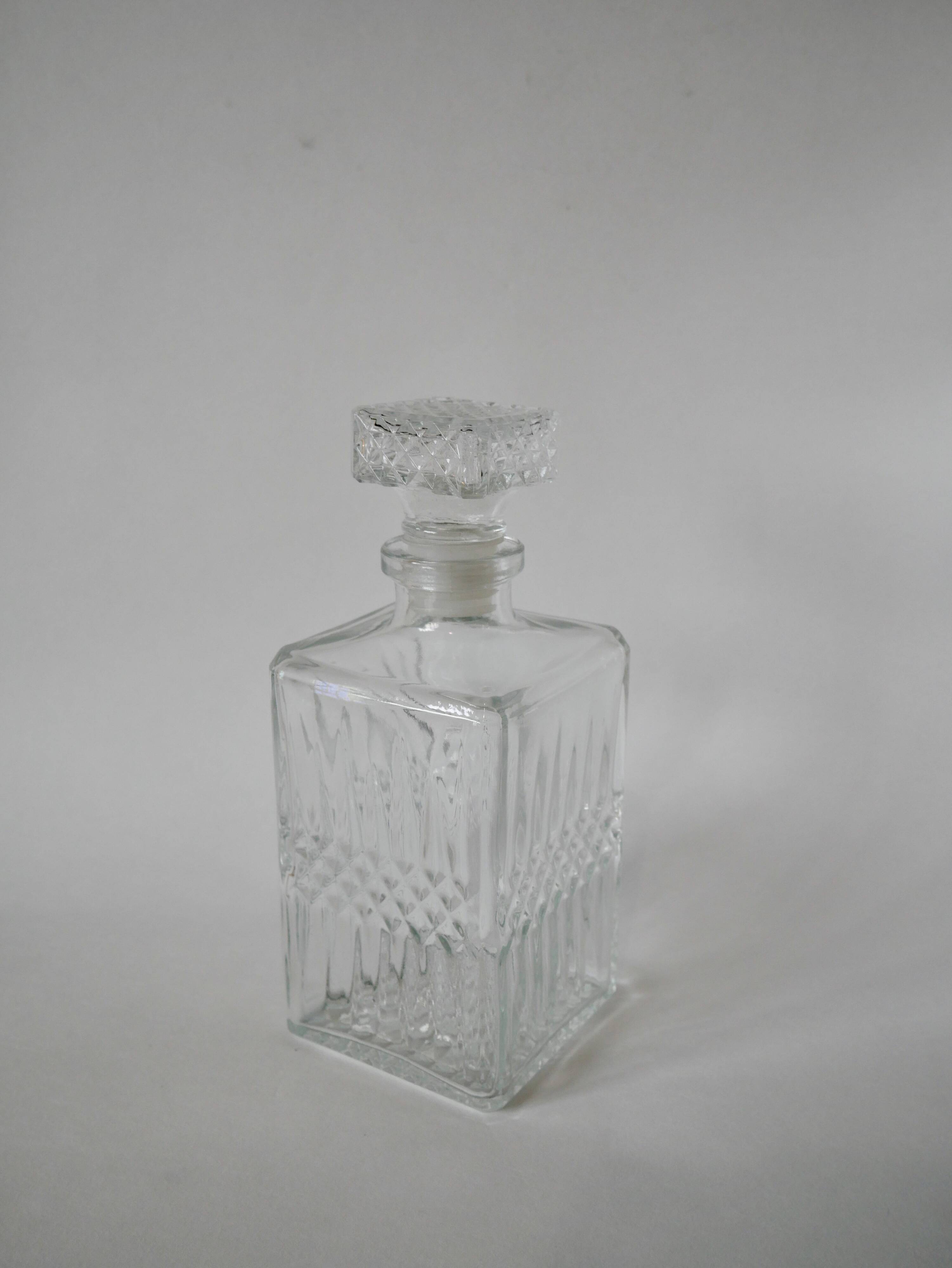 glass whiskey decanter 1970 25 X 9.5 cm