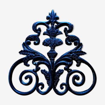 Ornament arabesque trim in cast iron