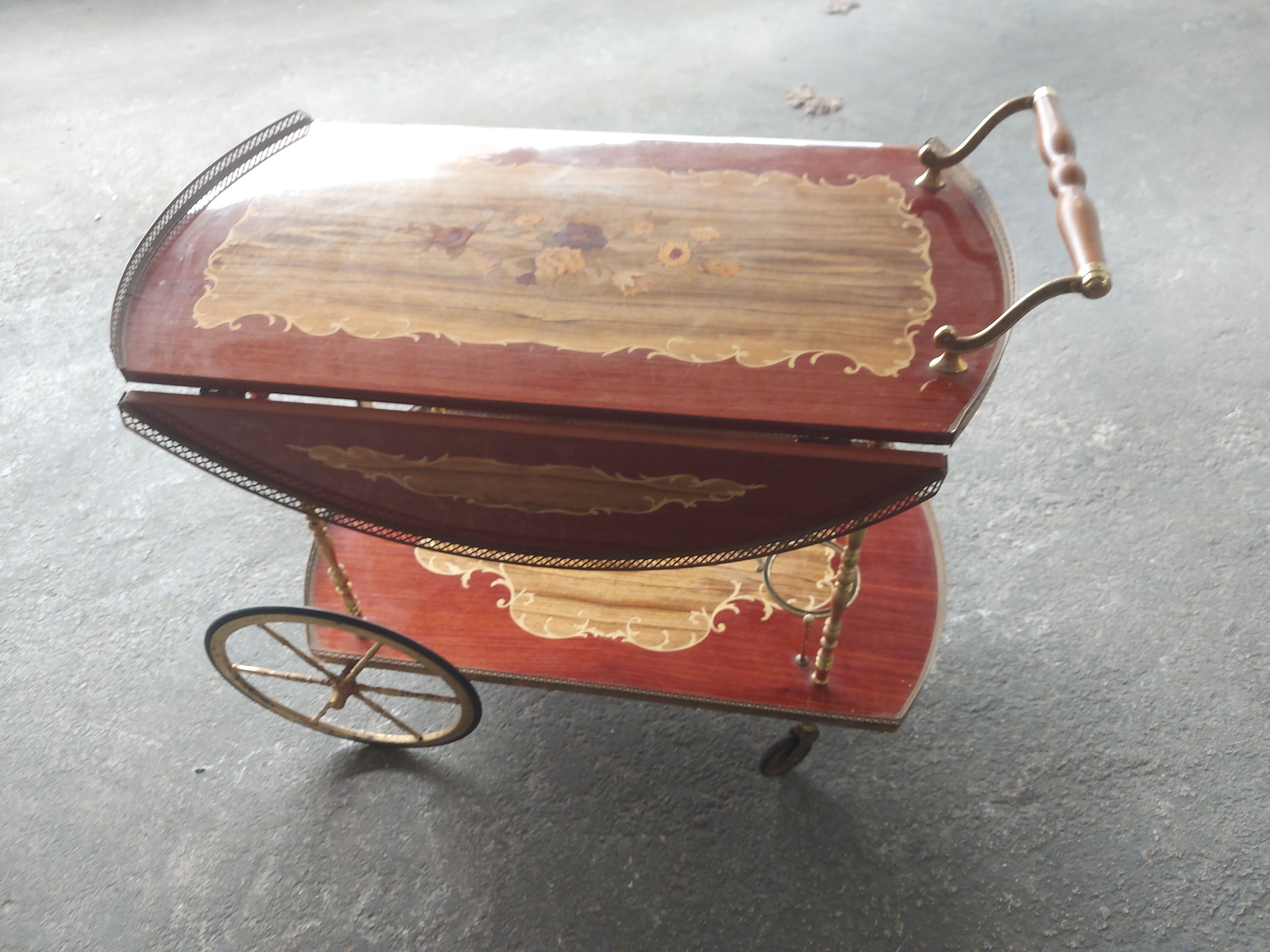 Desserte vintage en marqueterie