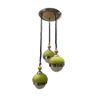 Suspension en verre opaline vert lime du milieu du siècle