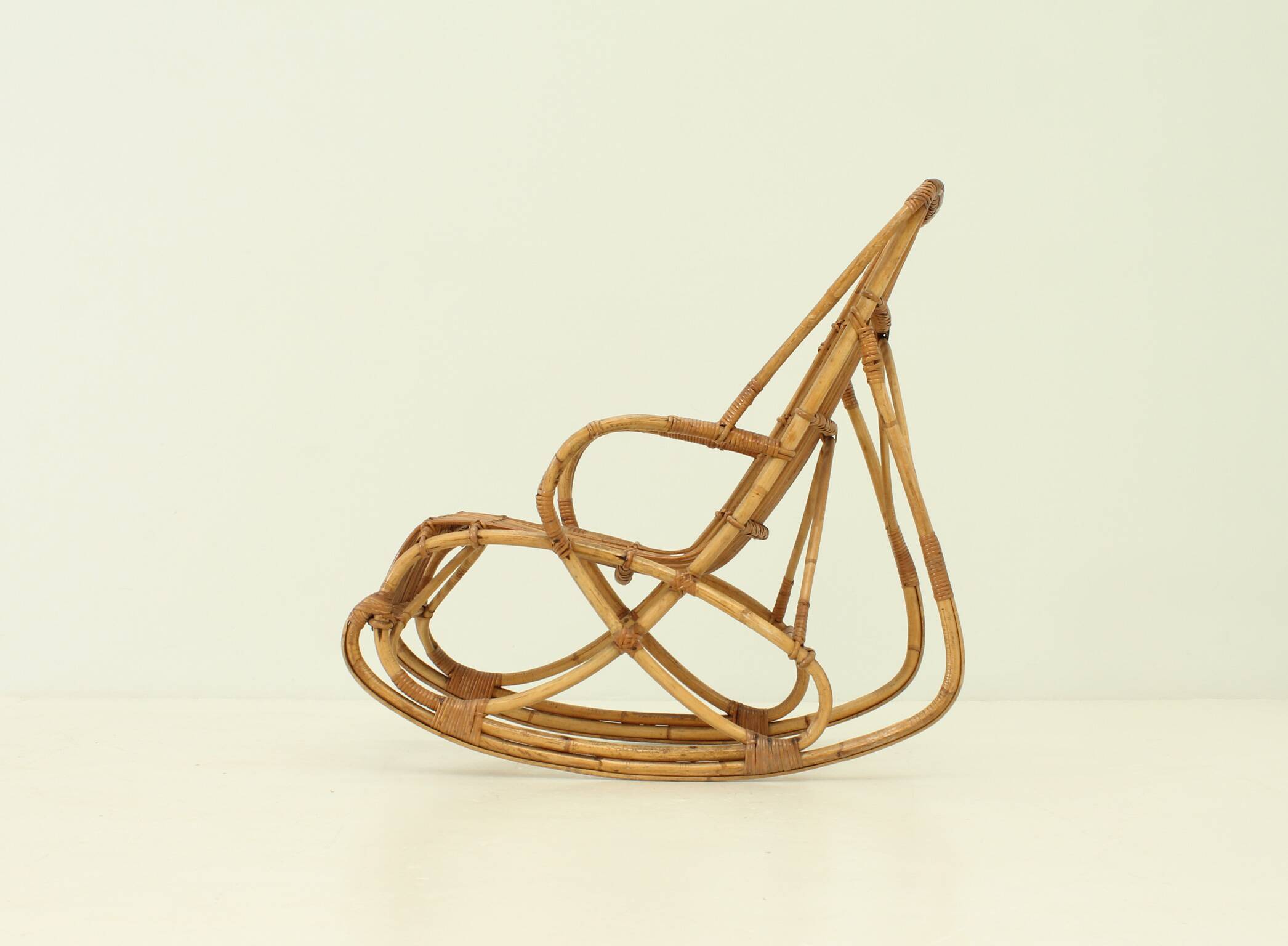 Fauteuil à bascule en bambou des années 1960's, Espagne.