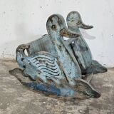 Ancien cygne à bascule d'enfant en teck birman