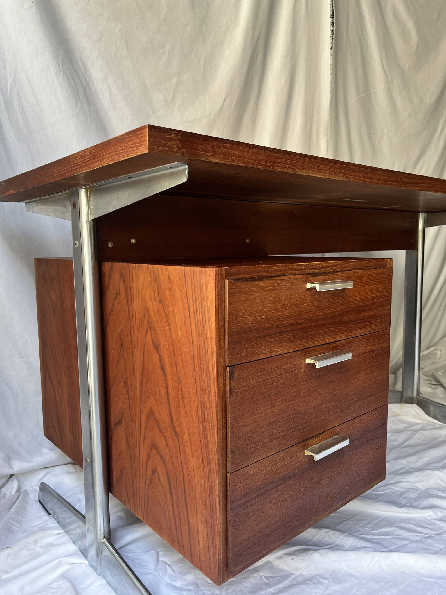Scandinavian desk in wood and metal by Cees Braakman - Pastoe, design 1970
