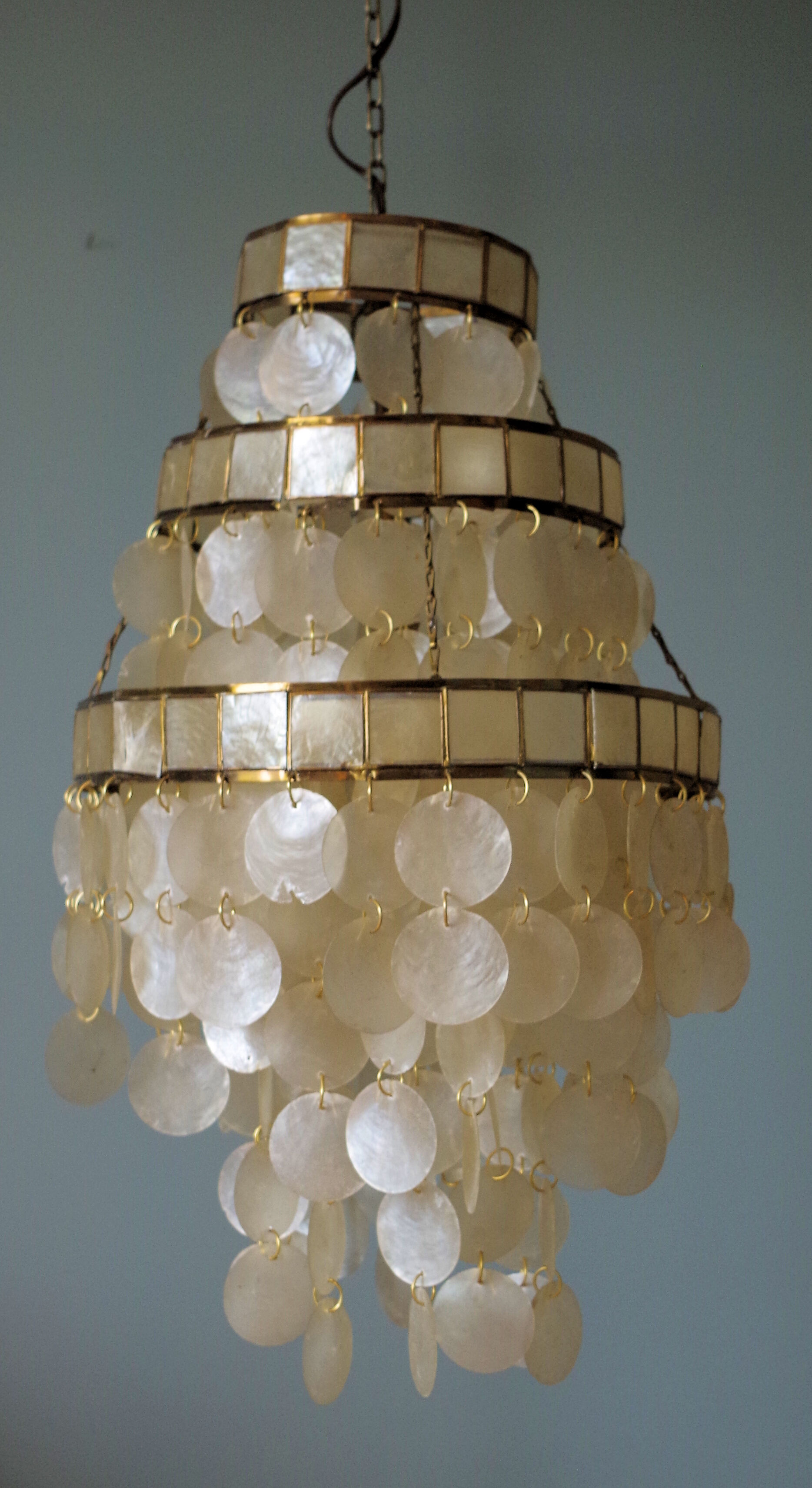 Hanging lamp in brass and mother-of-pearl