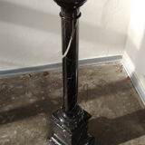 Pilier ou colonne en marbre noir