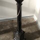 Pilier ou colonne en marbre noir