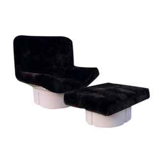 Armchair and ottoman by Titina Ammannati & Giampiero Vitelli