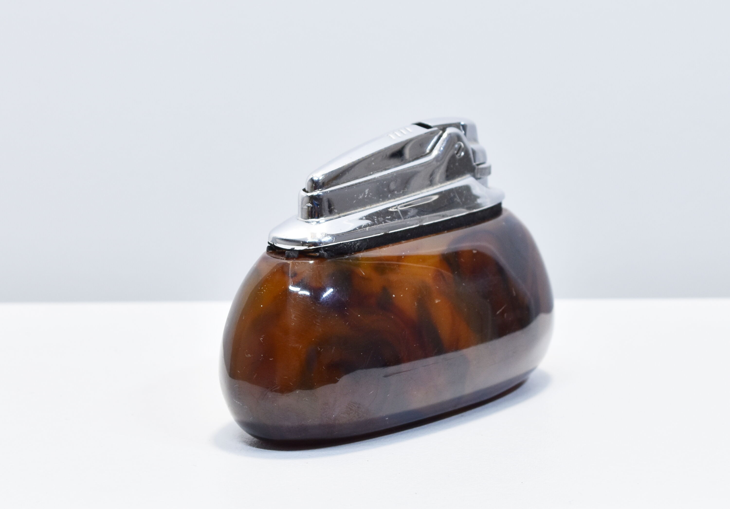 Briquet de table Ronson et son étui