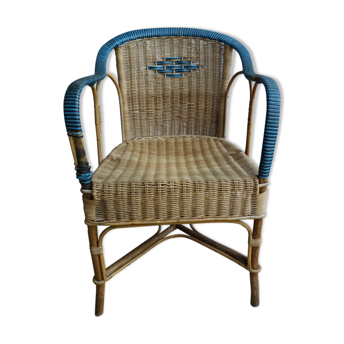 Vintage two tone rattan chair