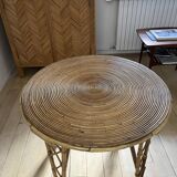Round rattan table