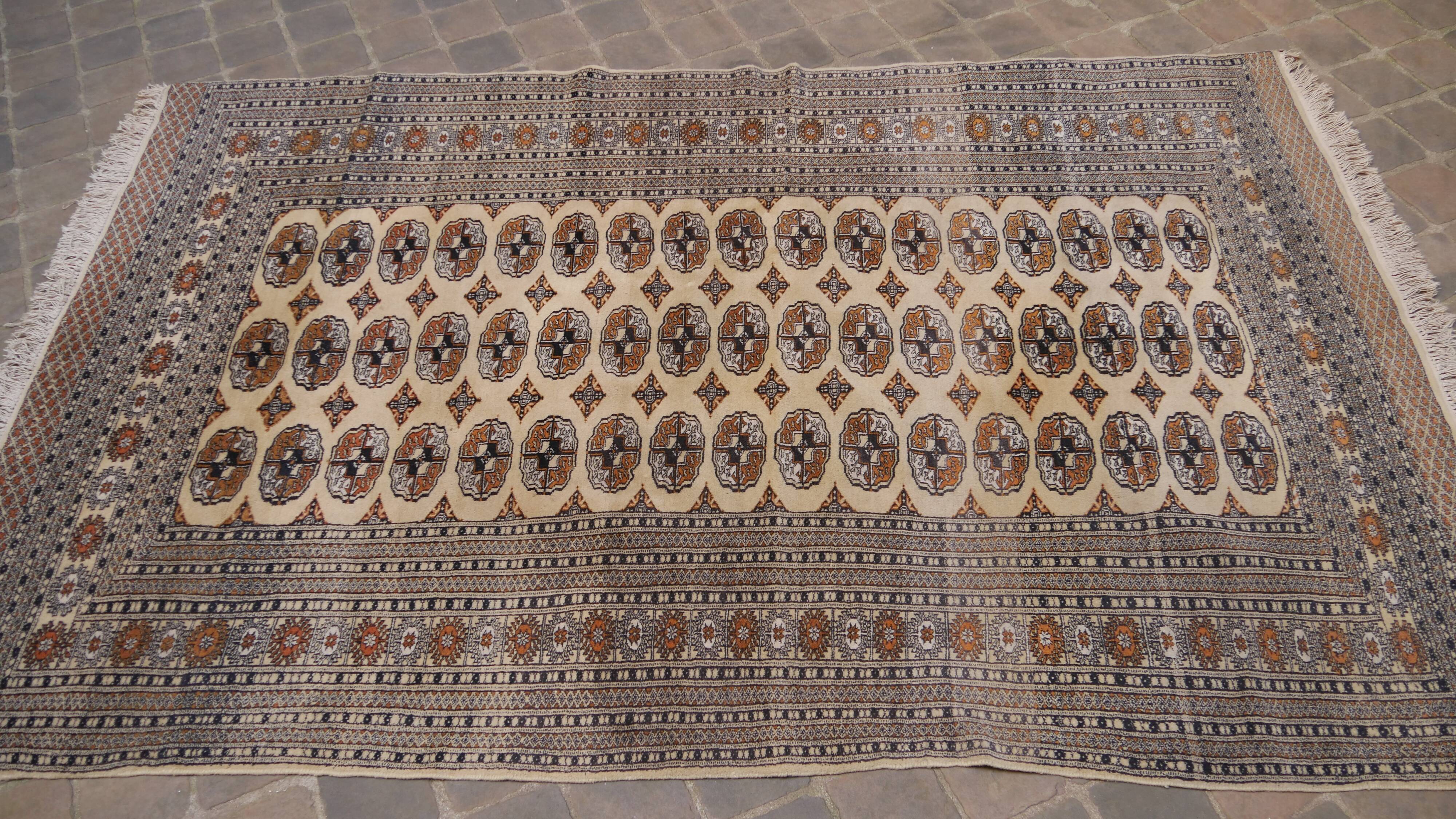 Handmade Oriental Carpet Bukhara Pakistan