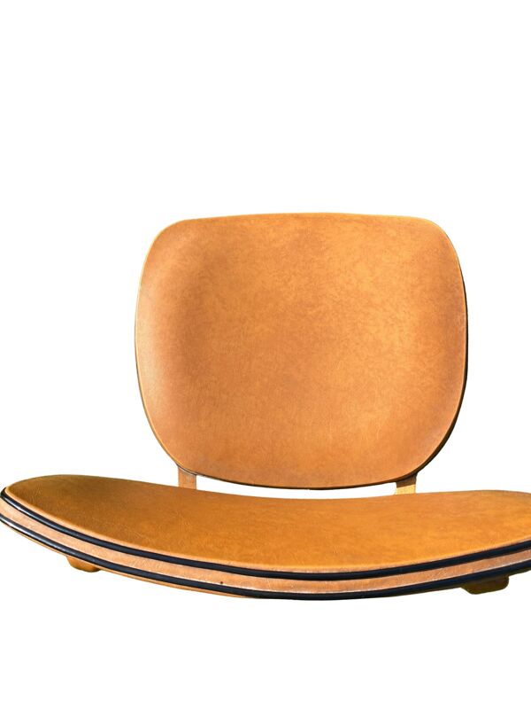 Paire de chaises scandinaves en bois et cuir, Circa 1960