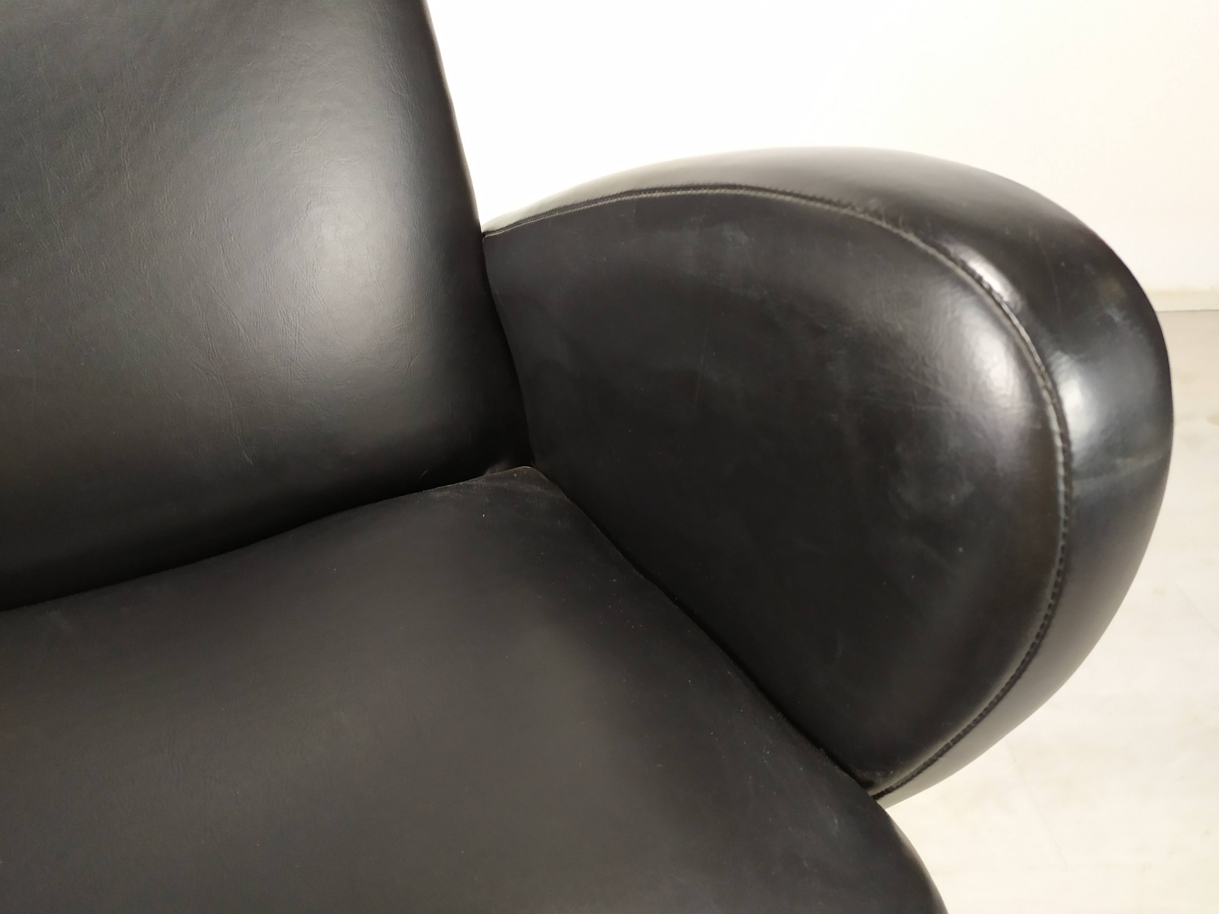 Vintage armchair skaï black