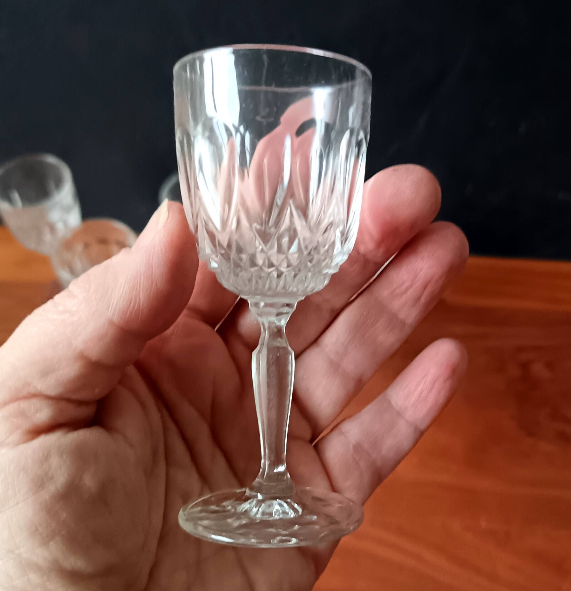 6 clear wine glasses VMC Reims France, teardrop, diamond Roxane 4 cl