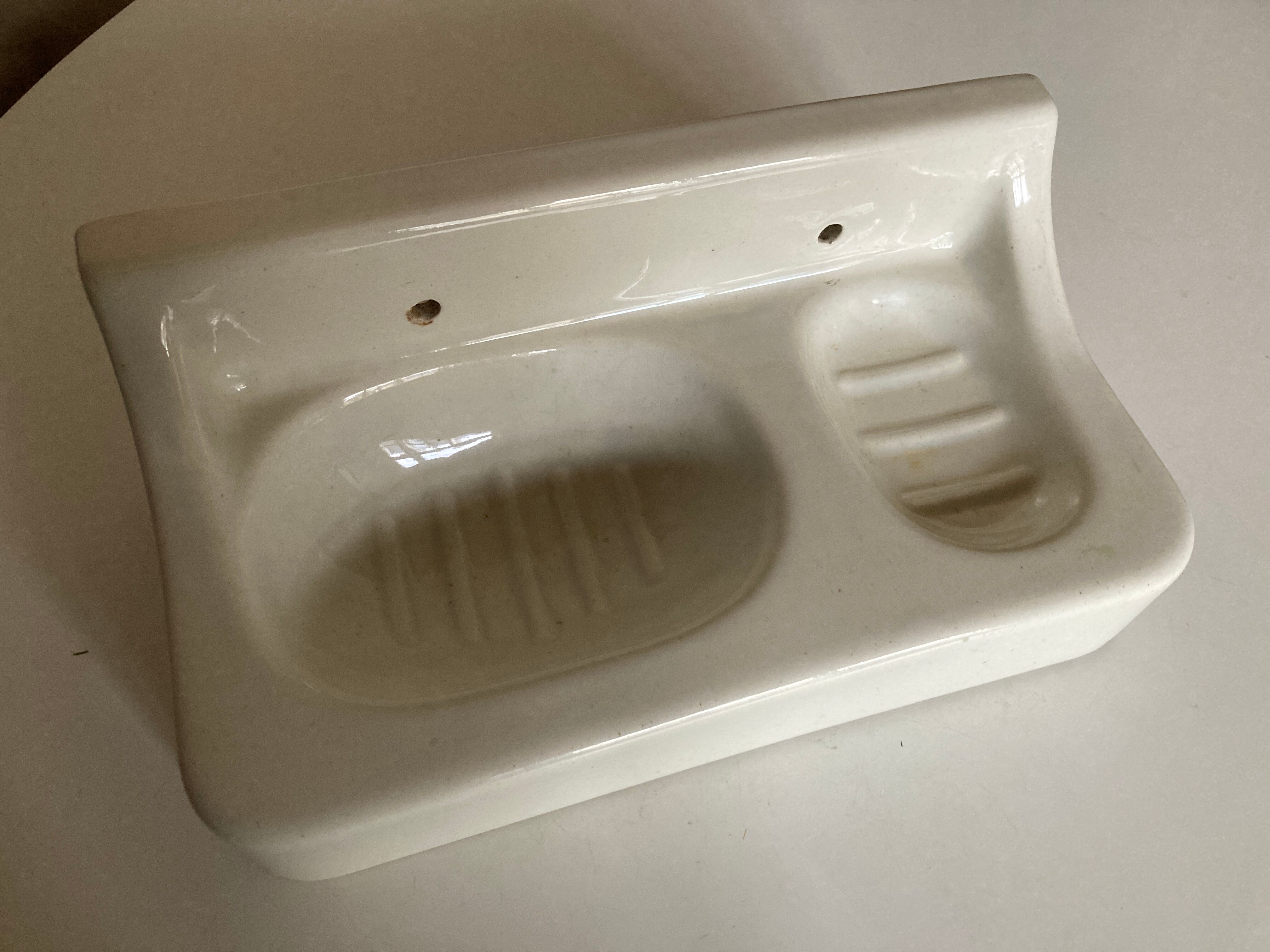 Bathroom door art deco ceramic soap holder