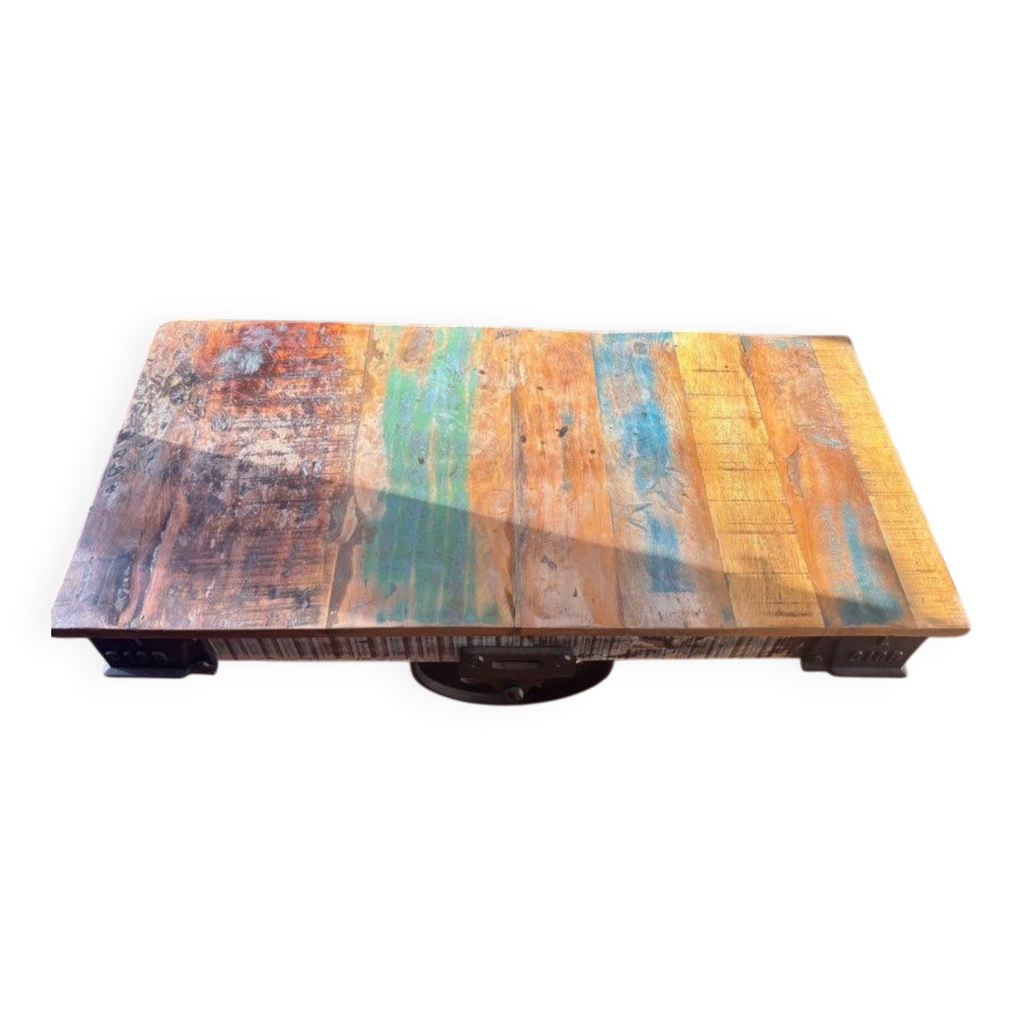 Table basse de style industriel