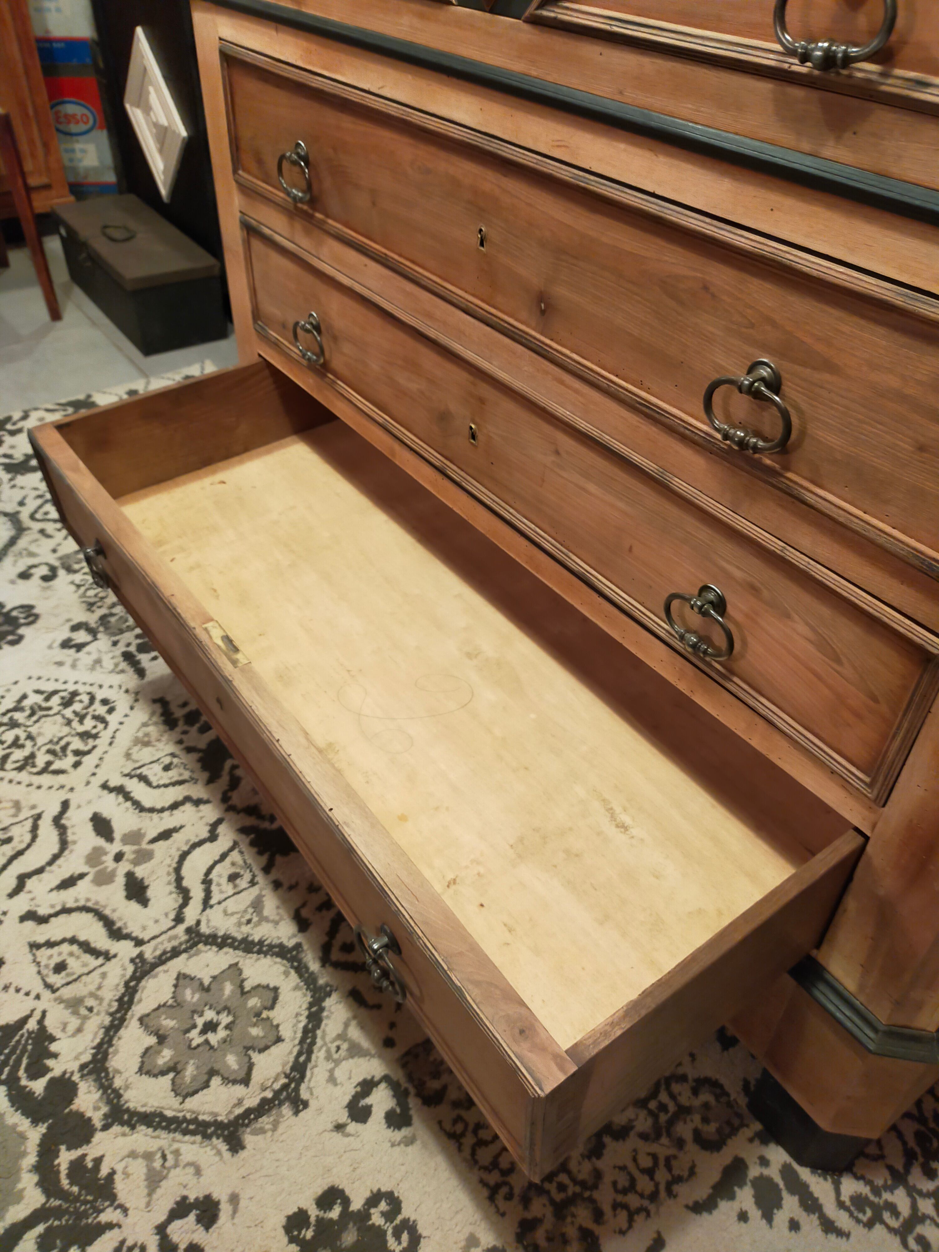 Commode ancienne, début XIXème siècle, remise au goût du jour