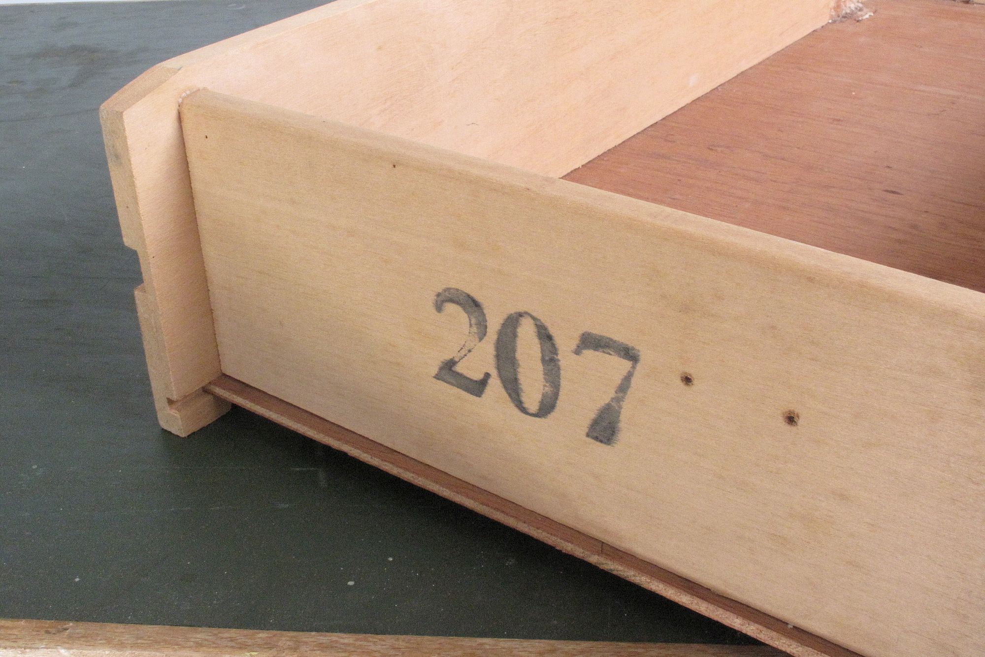 Tubular structure office - 1940s