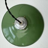 Paire d’anciennes suspensions emaillees 25 cm