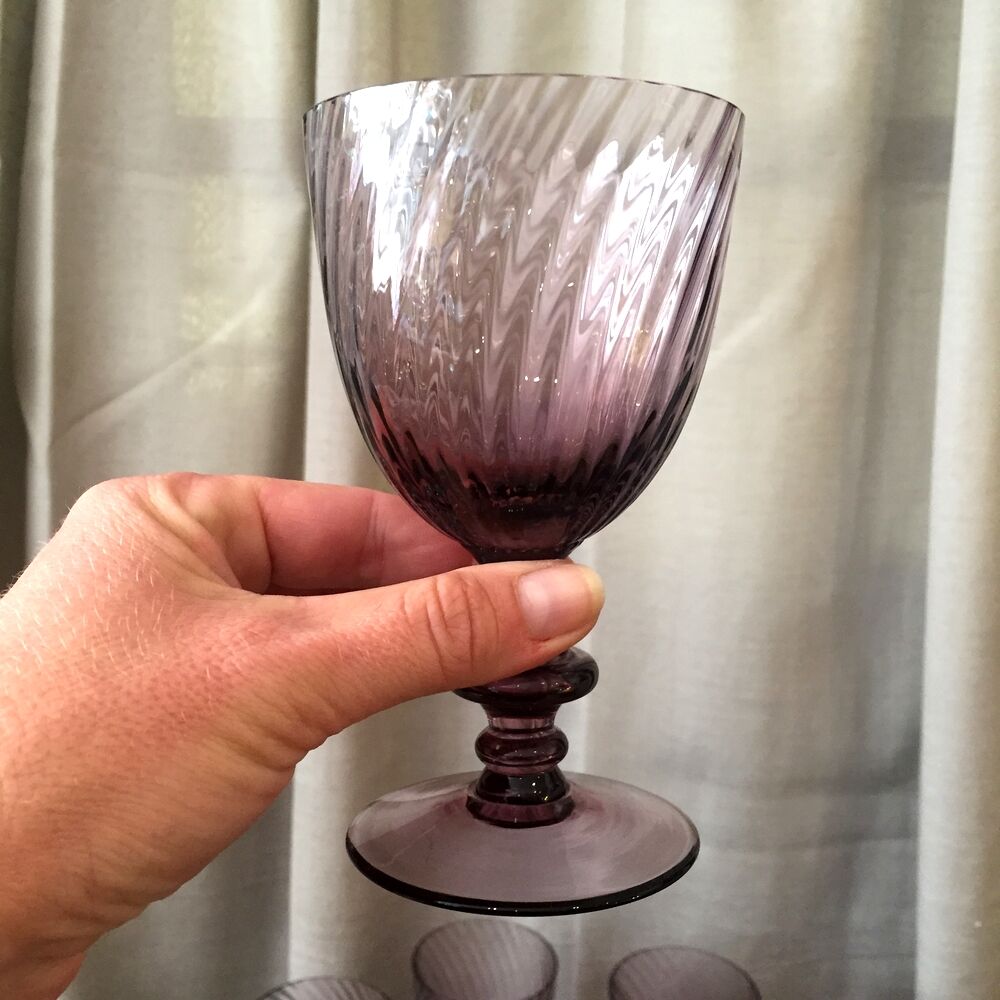 Suite of 12 purple wine glasses in hartzwiller crystal