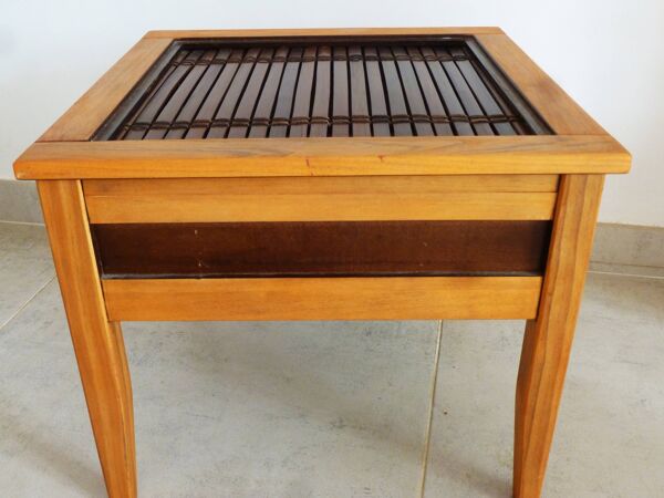 Petite table de salon, table basse bois bambou et verre, table indonésienne