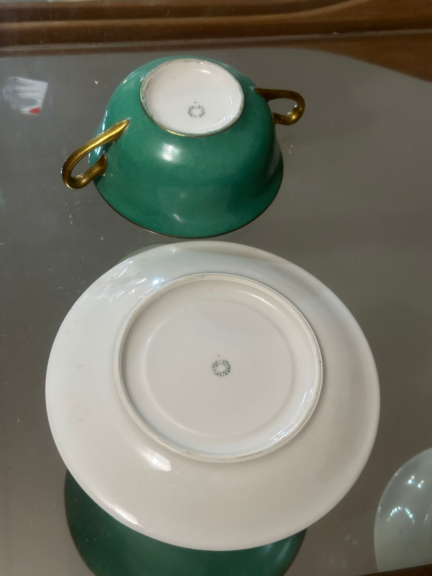 Service Art Déco de 6 tasses à double anses en porcelaine de Limoges