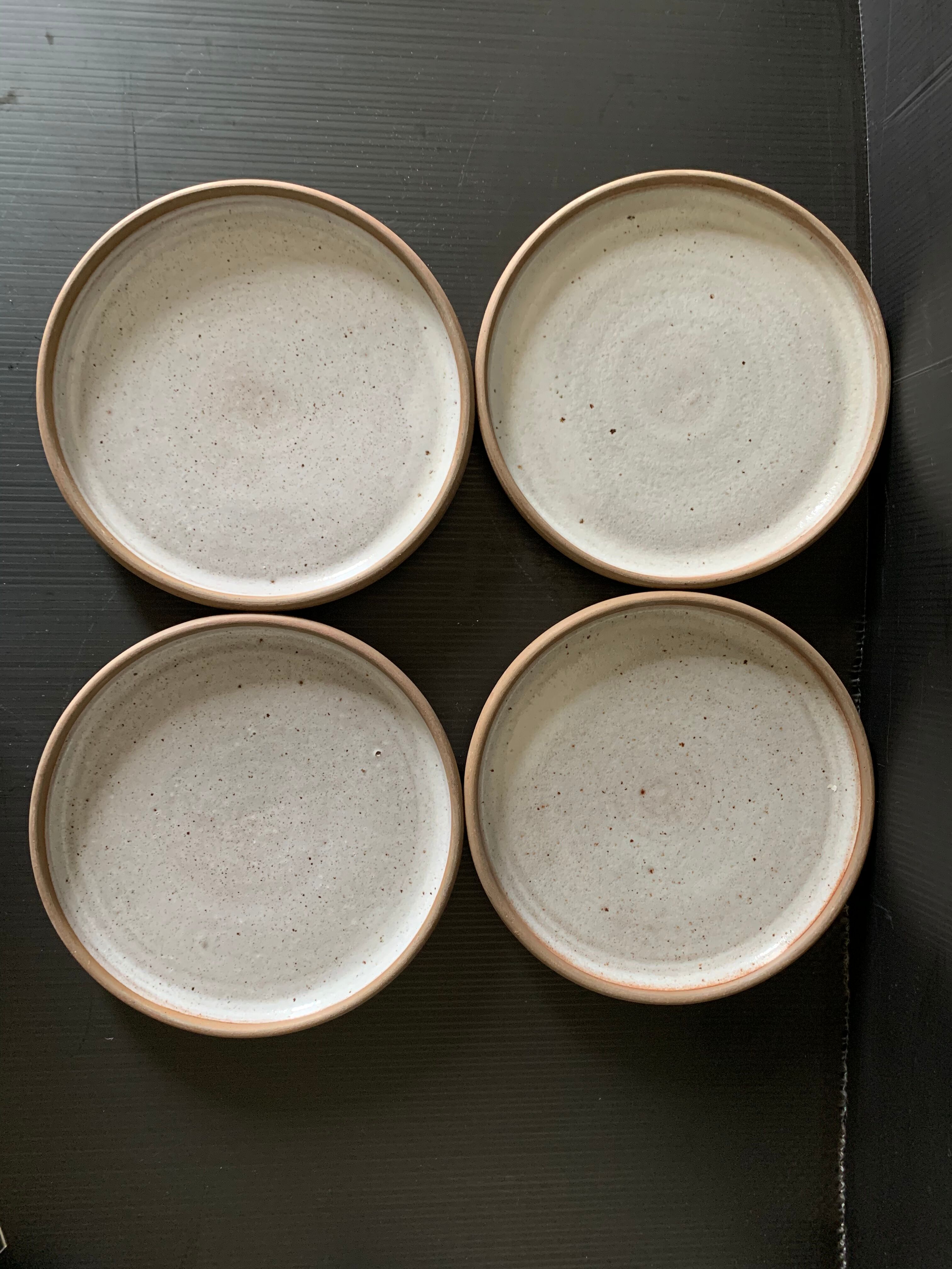 4 sandstone plates