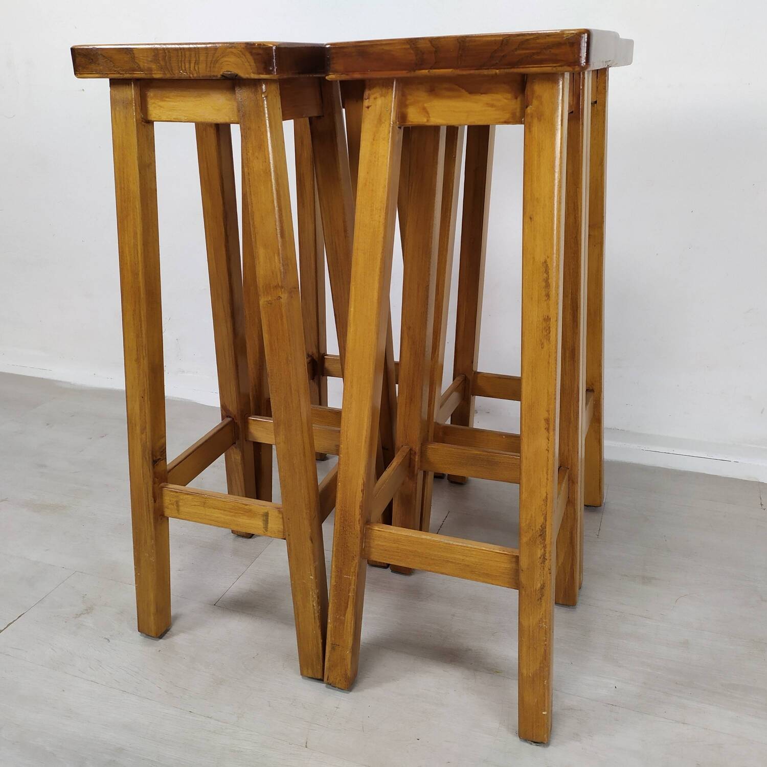 4 tabourets de bar bois vintage
