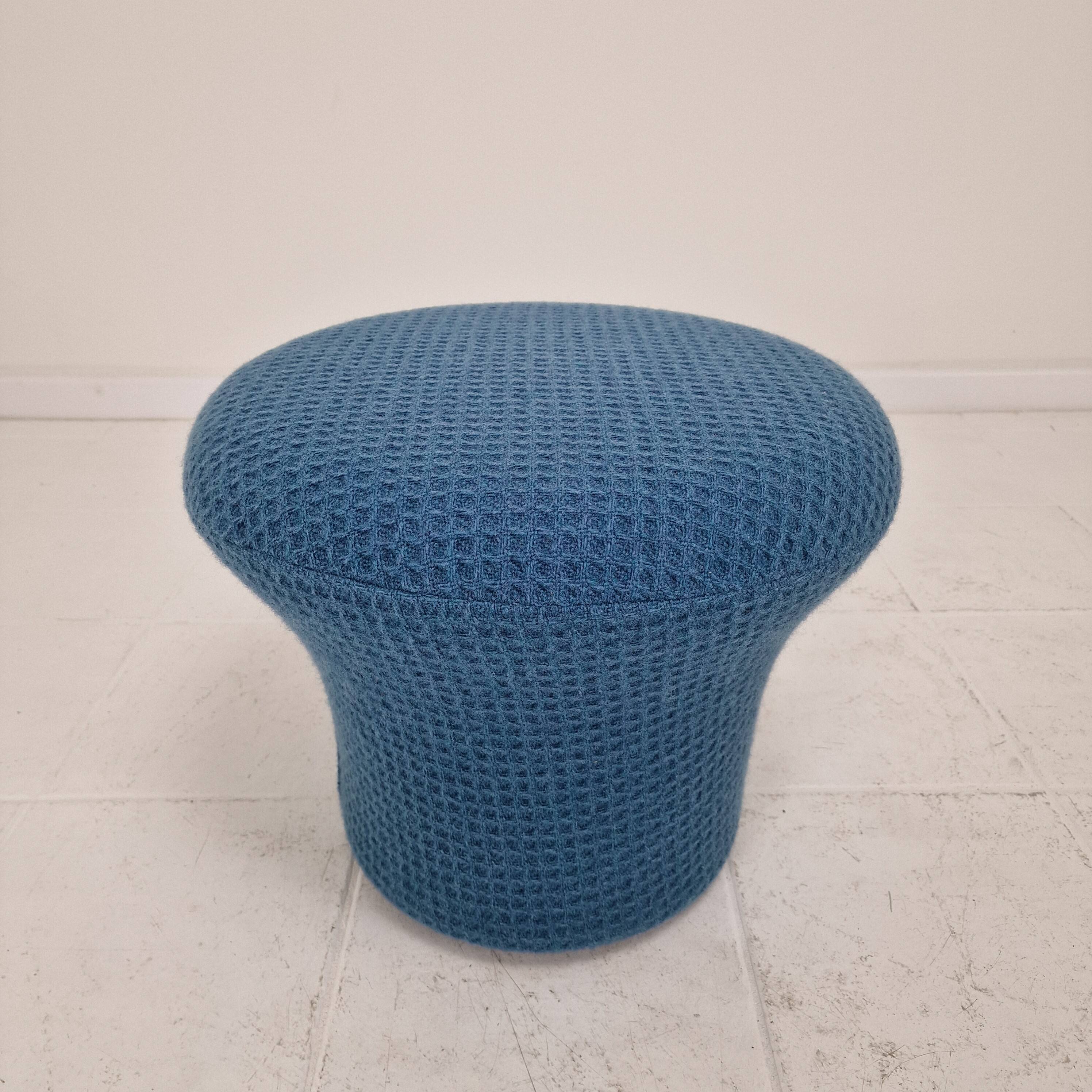 "Mushroom" Ottoman or Poof (Model F560) by Pierre Paulin for Artifort