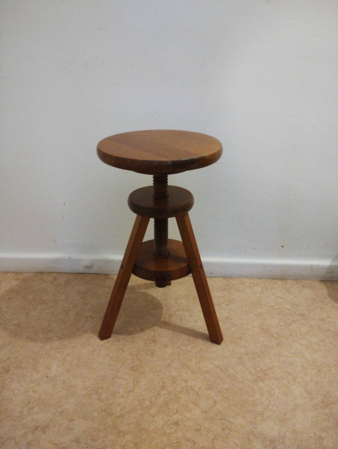 Wooden screw stool