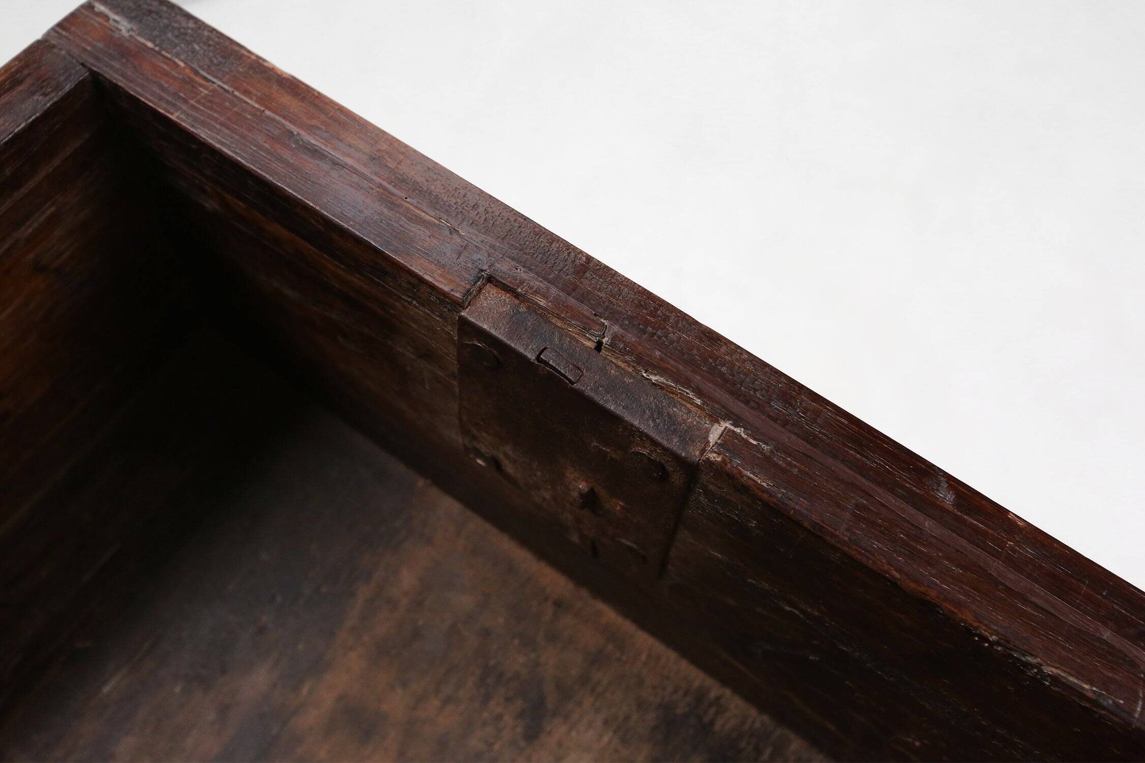 Antique carved Oak Spanish Console Table with Drawers, 18th Century