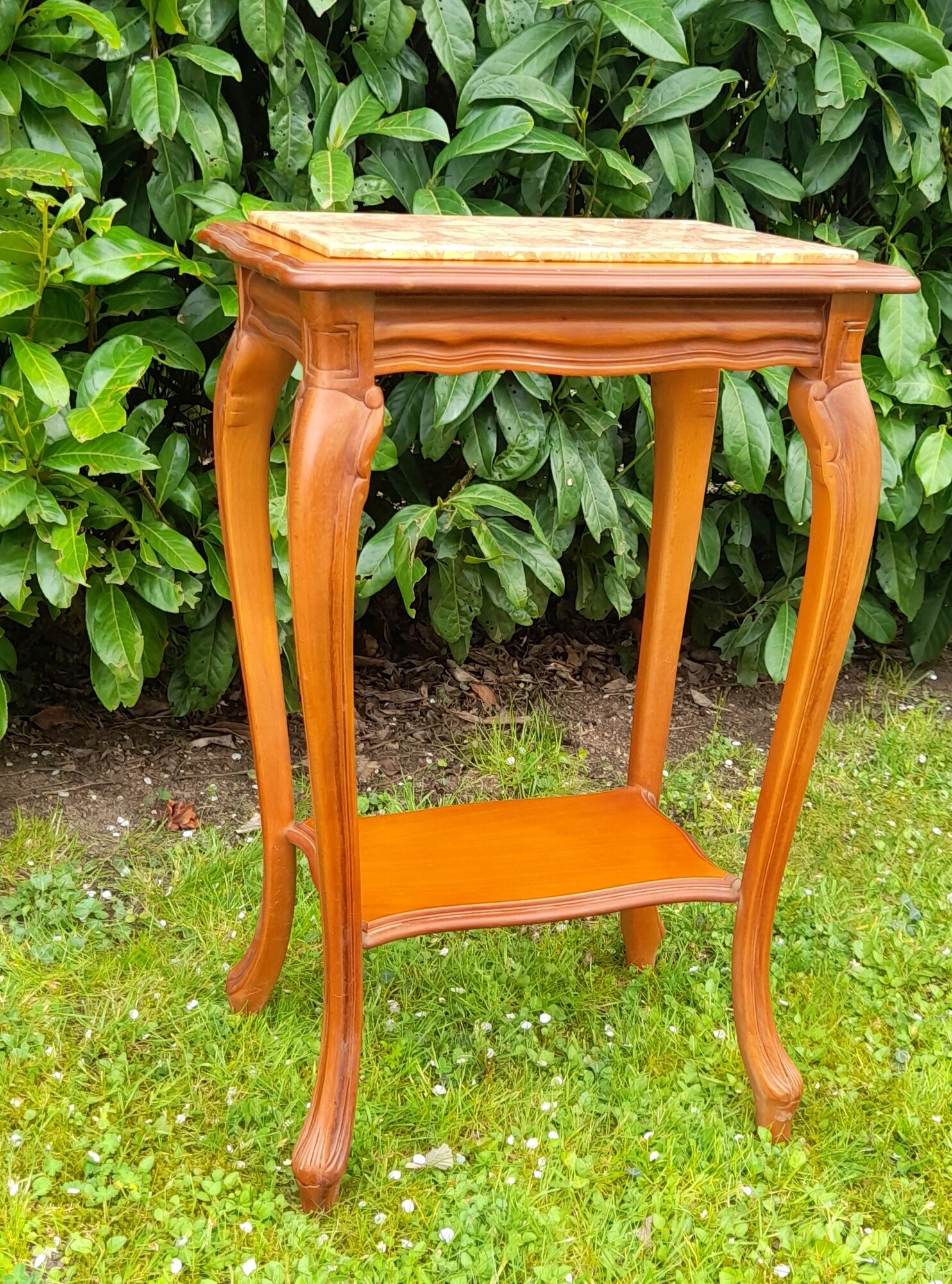 Louis XV style pedestal table/harness in solid cherry topped with marble