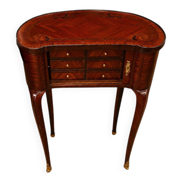 Lady's Commode in Marquetry, Louis XV style, work of the 20th century.