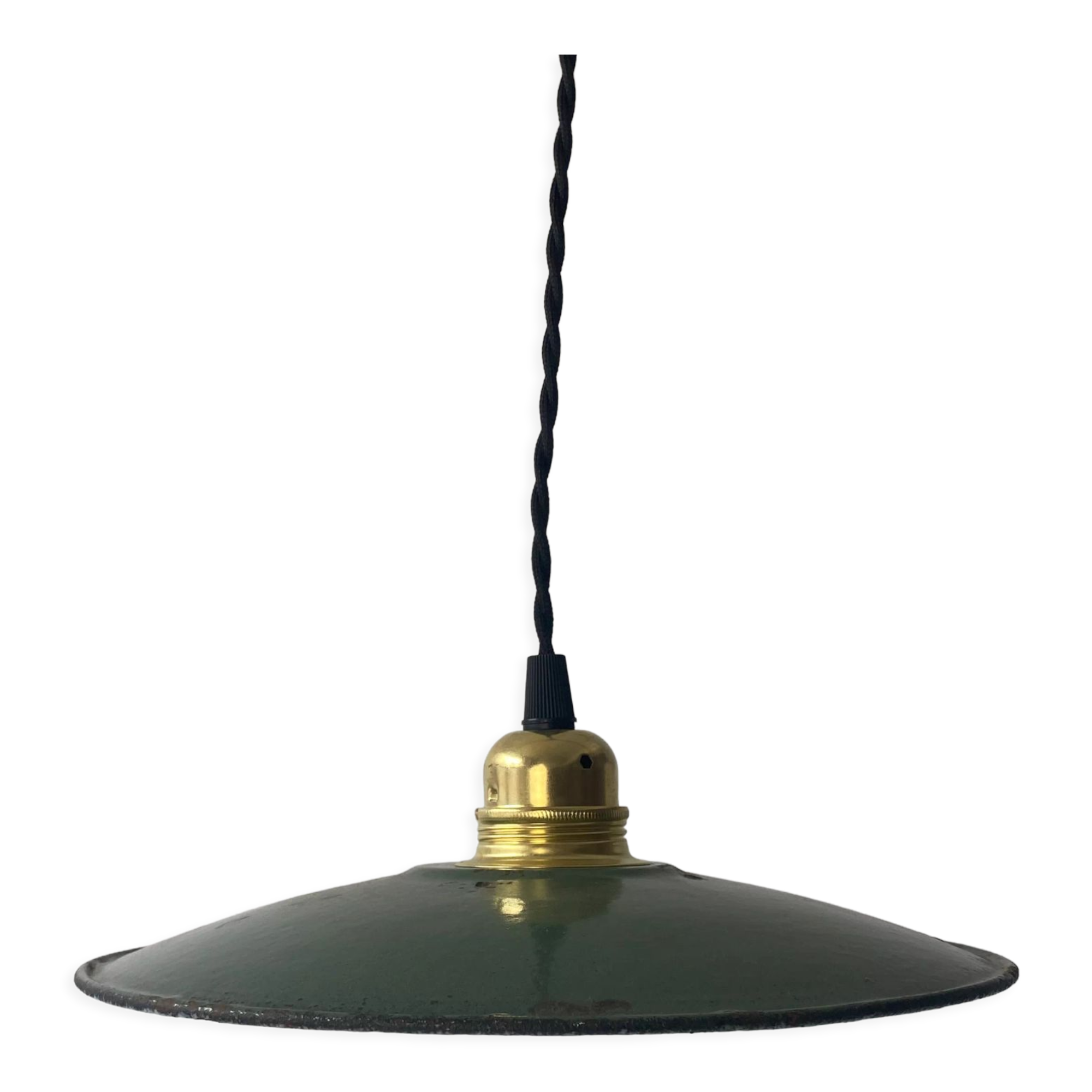 Industrial enamel pendant lamp