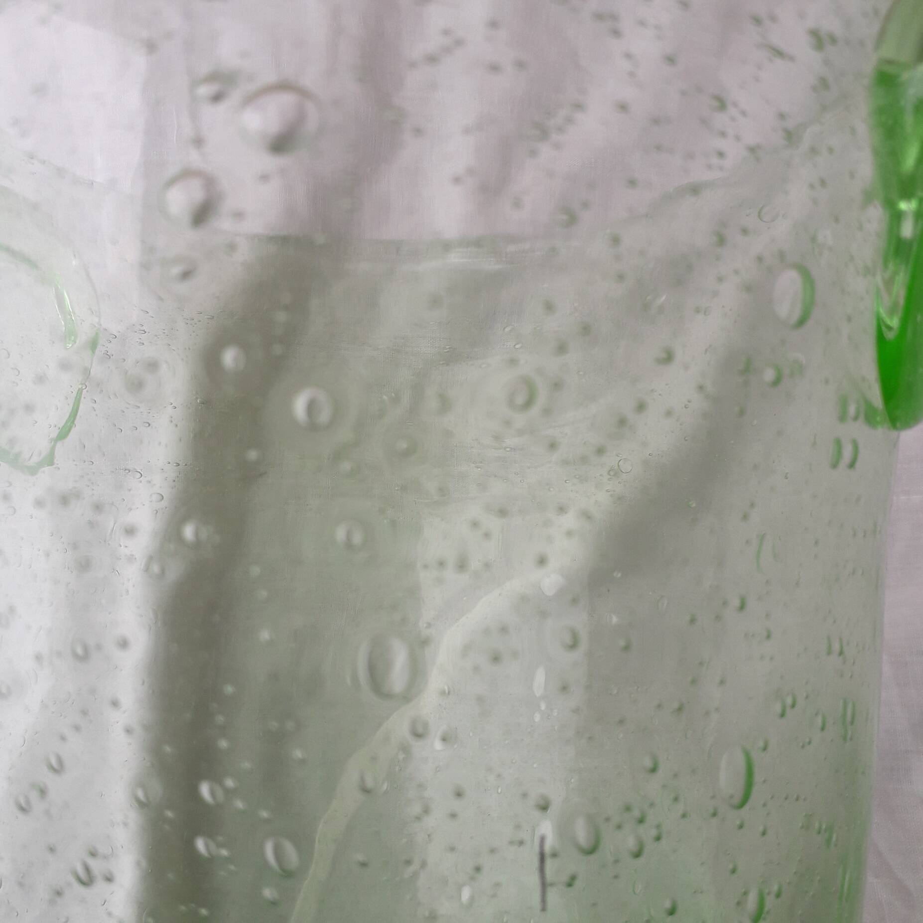 Bubble glass champagne bucket